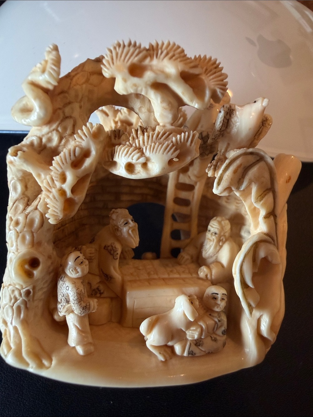 Ivory-Tone Home Art Sculpture - Beige Figurine Scene